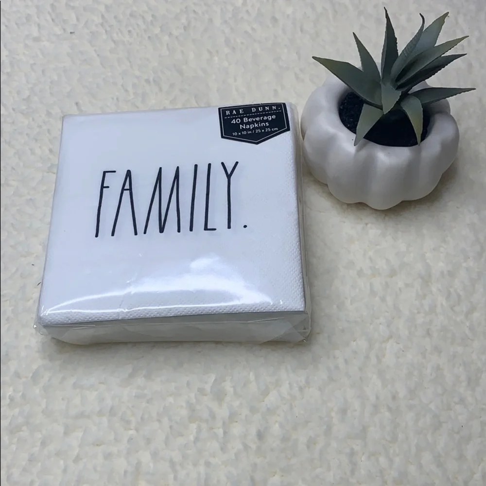 Rae‎ Dunn Family beverage napkins